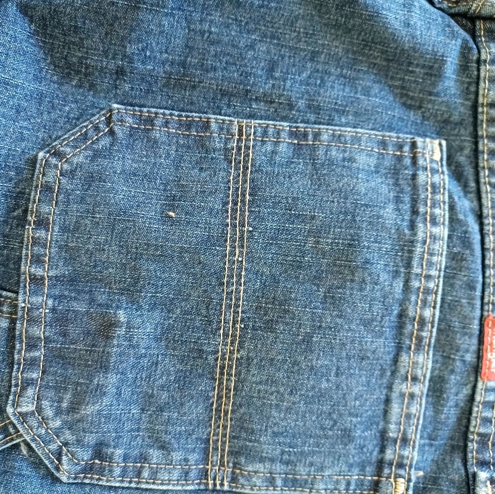 Men's wrangler shorts blue in color quality workmanship pictures show how nice